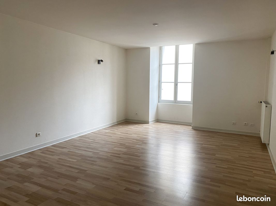 Appartement 2 pièces 59 m² · à Poitiers · 59 m² · 656 €/mois