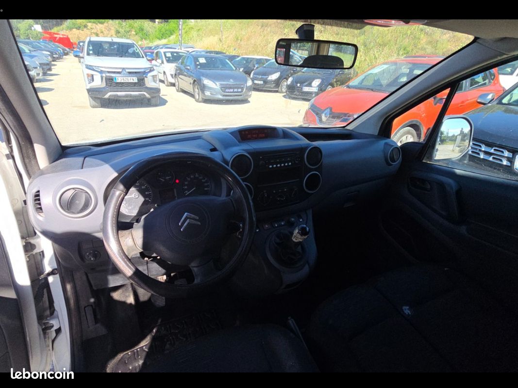 CITROEN BERLINGO FGN HDi 92 COURT 625 KG CLUB (image 6)
