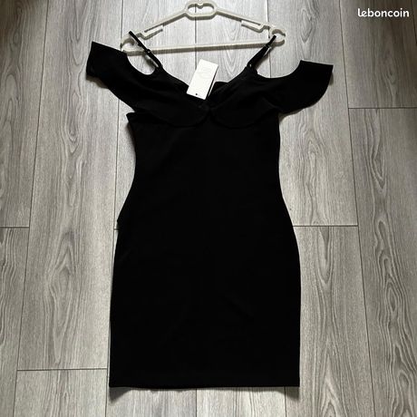 Robe Marled Noire – Une épaule, Volants, Taille S, Coupe A, Neuve Avec étiquettes
