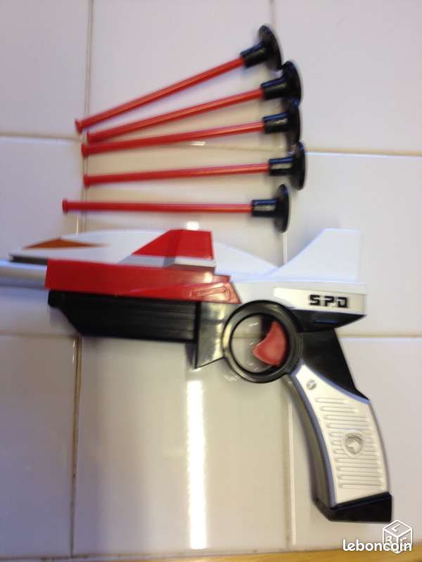 Pistolet a flechettes (image 1)