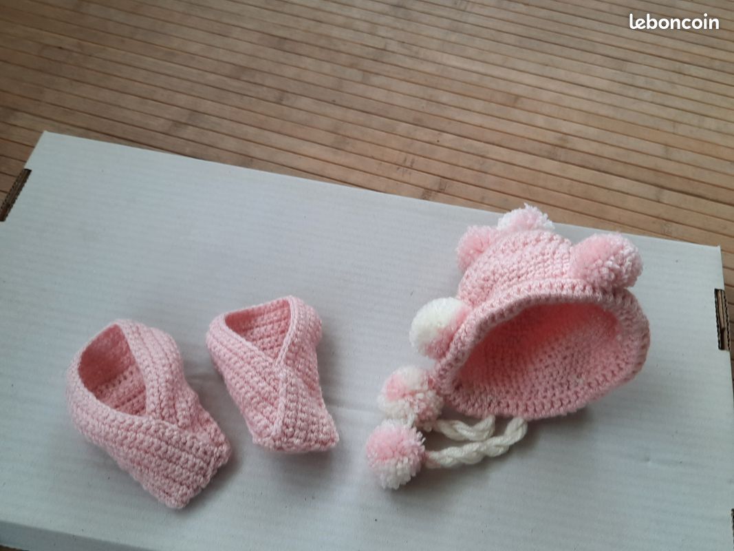 Bonnet et Chaussons Nourrisson (image 4)