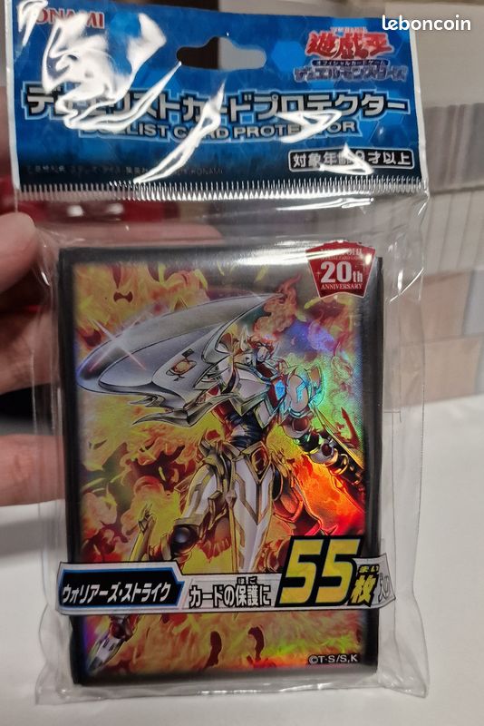 yugioh 20th anniversary card sleeves Yu-Gi-Oh! OCG Only beautiful artwork and a long KONAMI YU-GI-OH!: Card Sleeves: Yugi