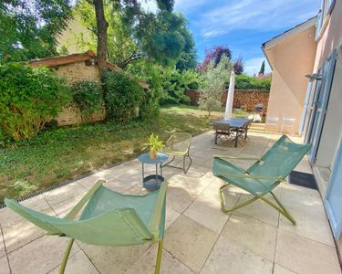 Maison 1 250 000 € - 230 m²