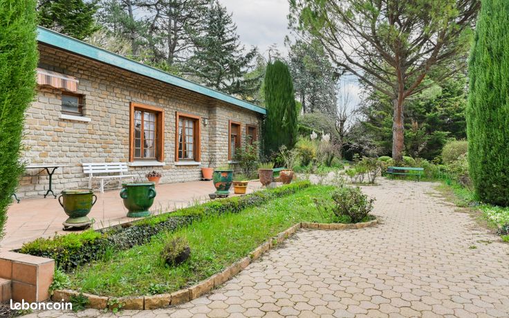 Maison 6 pièces 190 m²