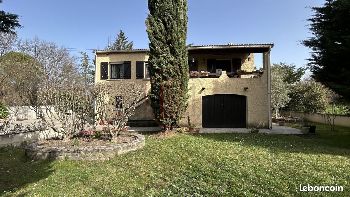 Maison 6 pièces 110 m² · à Saint-Privat-des-Vieux · 110 m² · 263 000 €