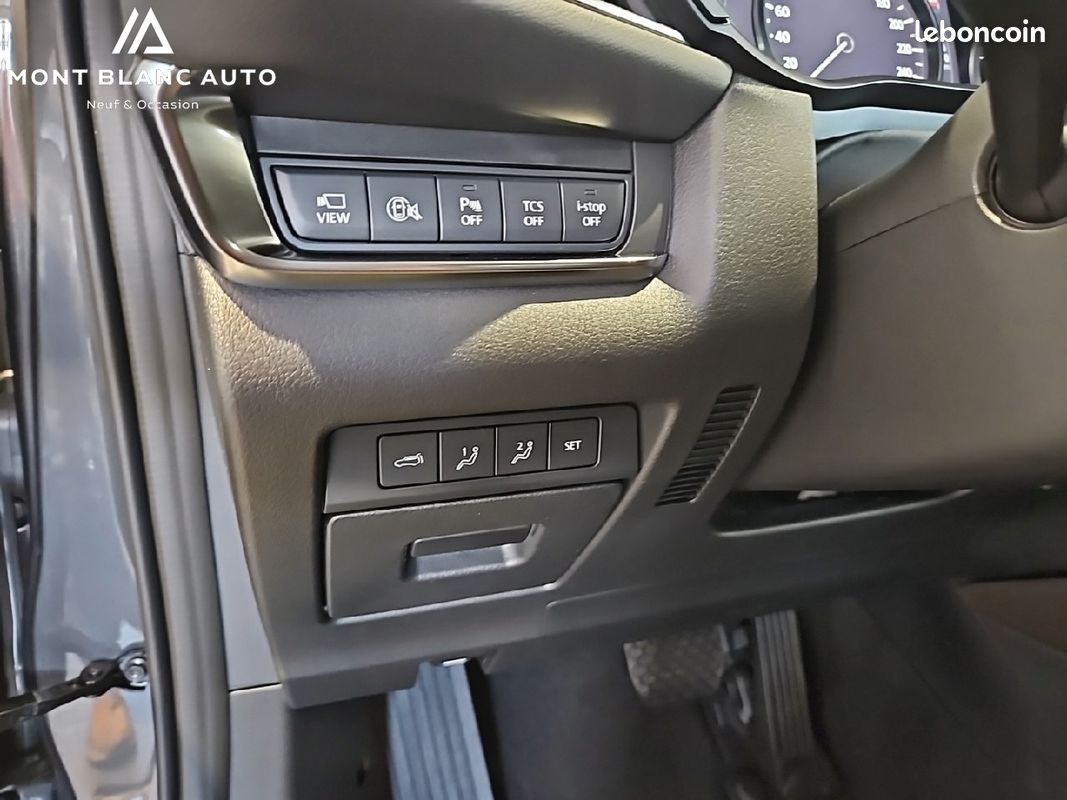 MAZDA CX-30 2.0L e-SKYACTIV X M Hybrid 186 ch 4x2 BVA6 Takumi (image 16)