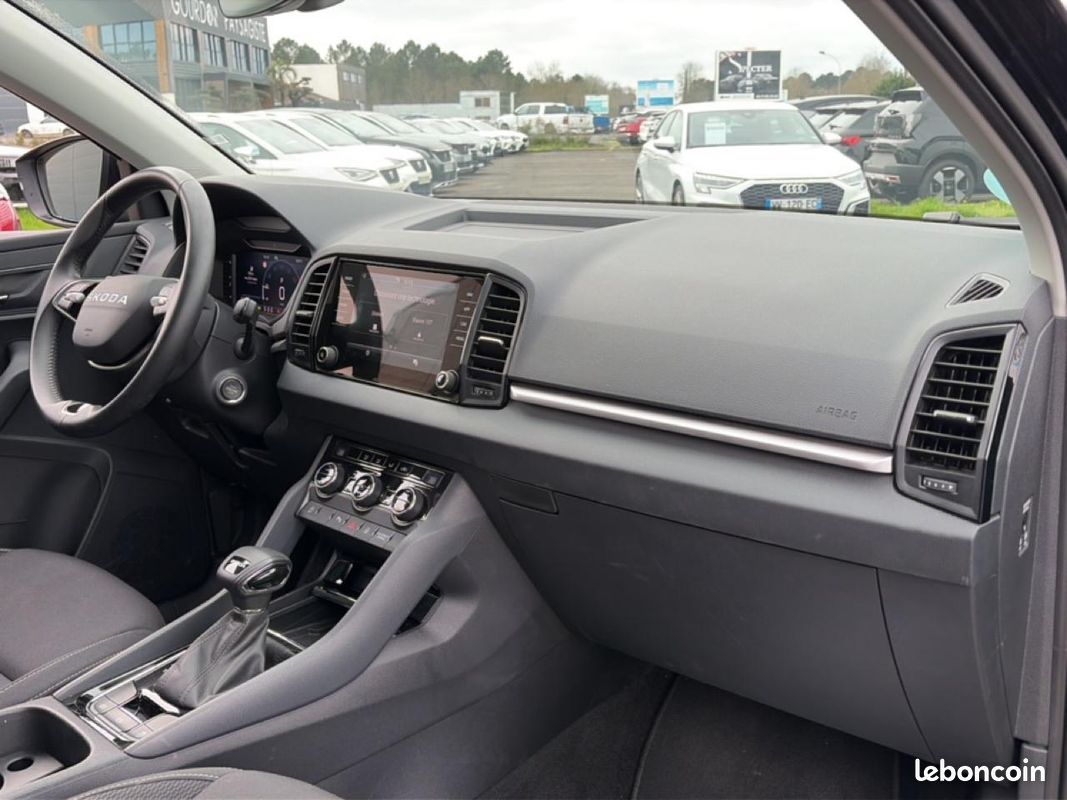 SKODA KAROQ 1.5 tsi 150 selection dsg7 (image 15)