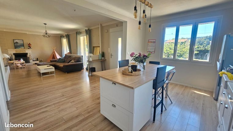 Appartement 5 pièces 104 m²