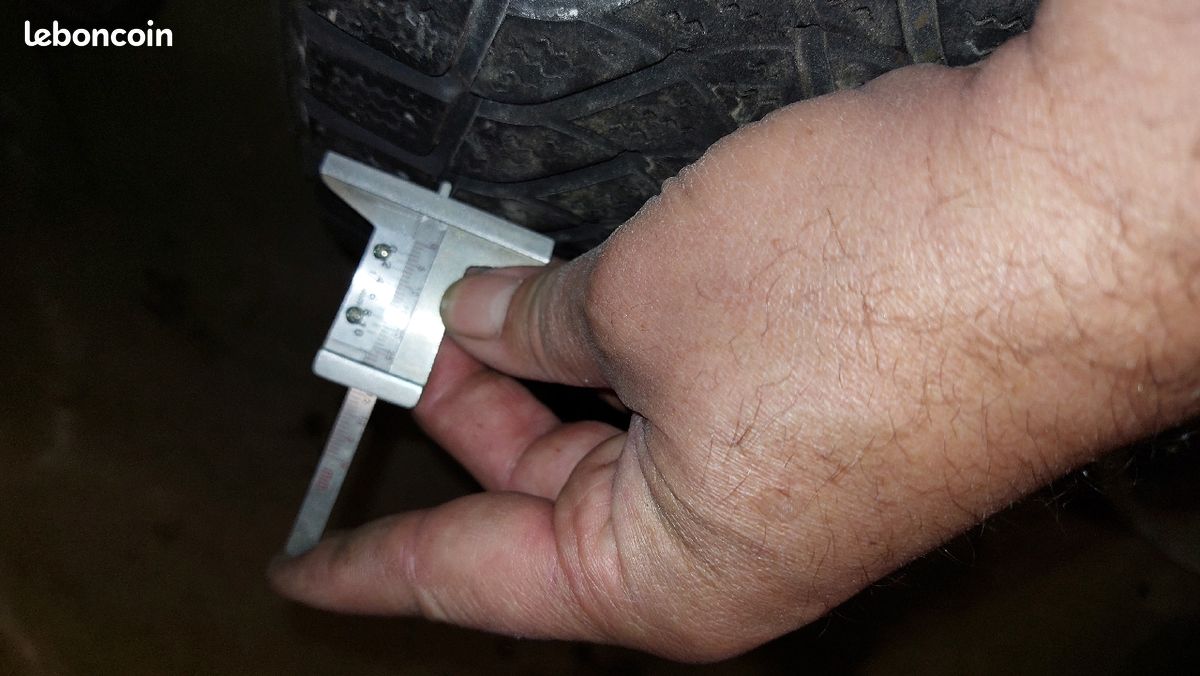 Pneu neige 185/60 R 15 88 T (image 3)