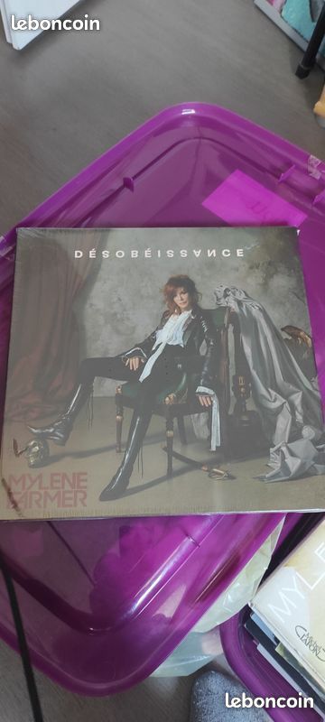 Mylene farmer vinyle désobéissance (image 1)