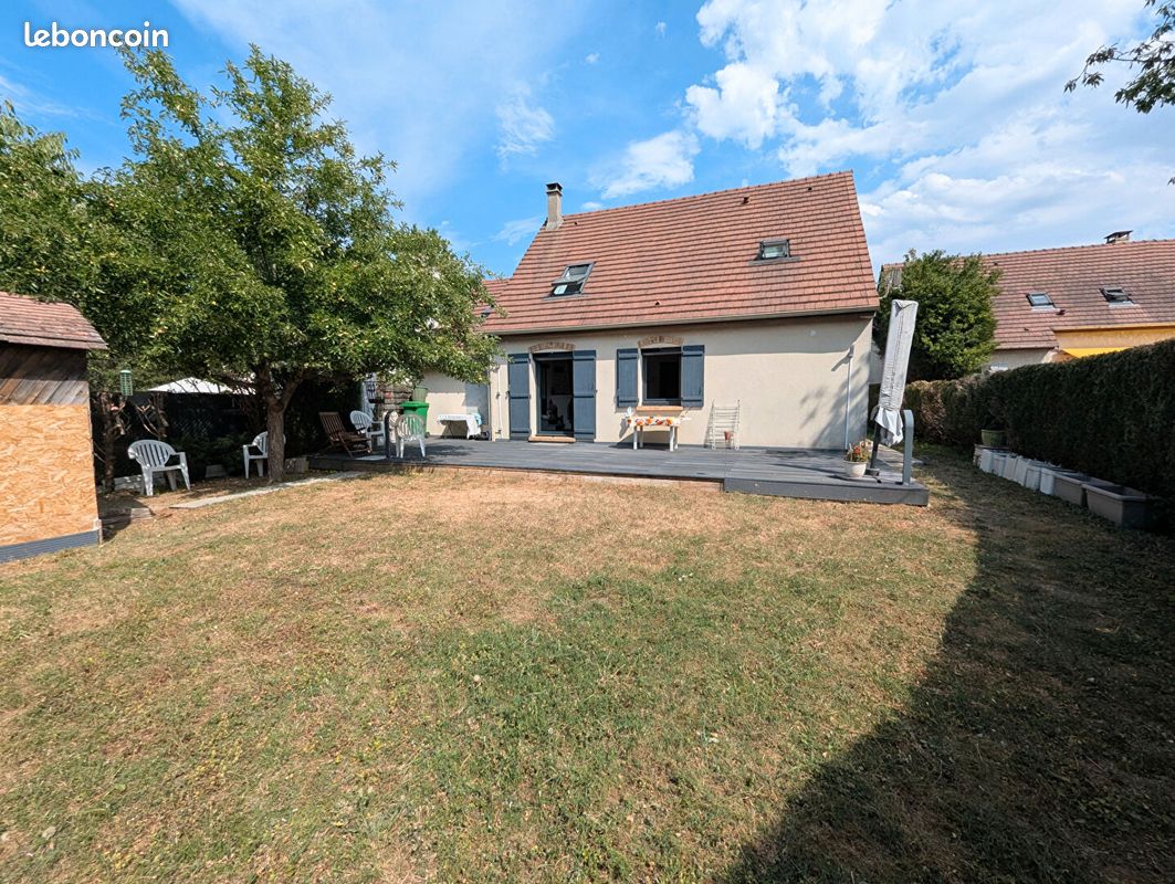 Maison 7 pièces 120 m² · à La Queue-en-Brie · 120 m² · 426 000 €
