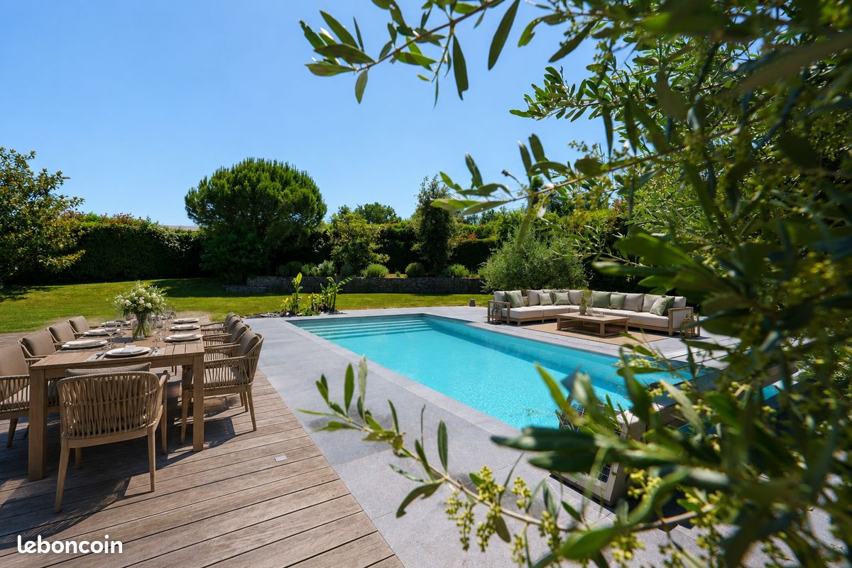 Maison 7 pièces 202 m² · à Anthy-sur-Léman · 202 m² · 1 050 000 €