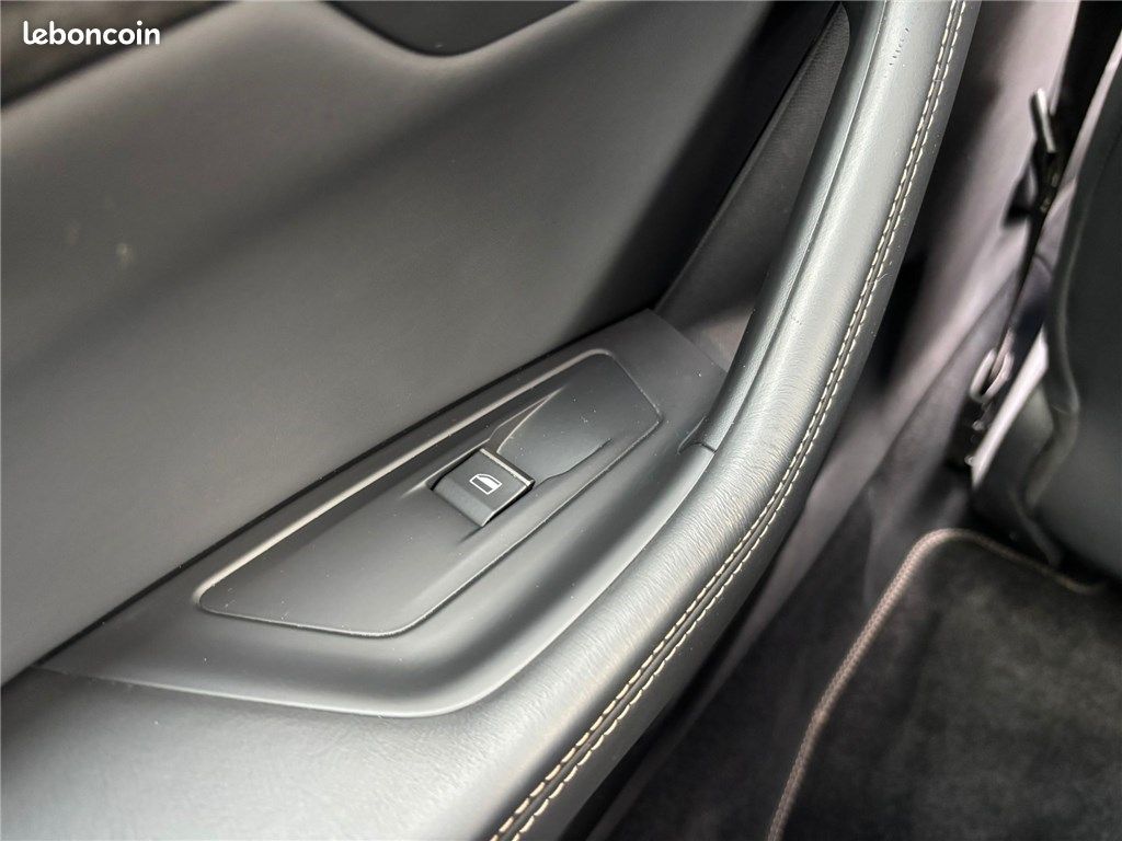 Peugeot 508 II SW PURETECH 225 CH S&S EAT8 GT (image 25)