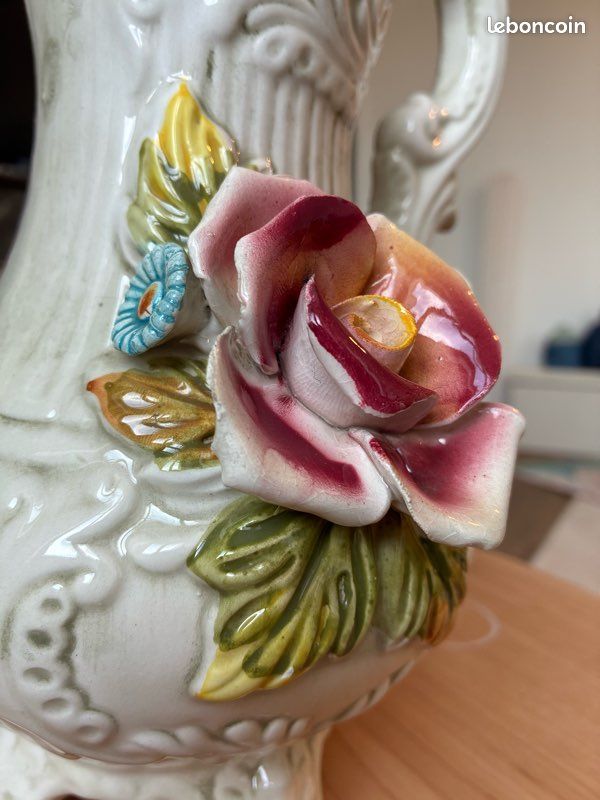 Carafe d’eau vintage fleurs (image 3)