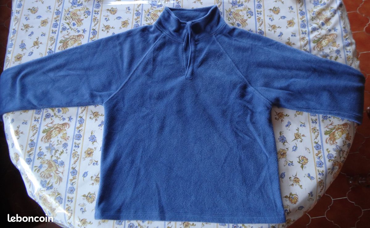 Polo bleu Taille 46-48 (image 1)