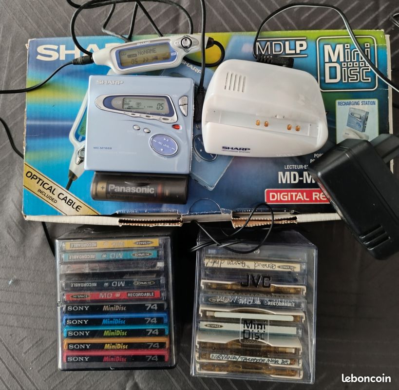 Lecteur enregistreur minidisc Sharp MD-R1 et 15 minidiscs - annonce