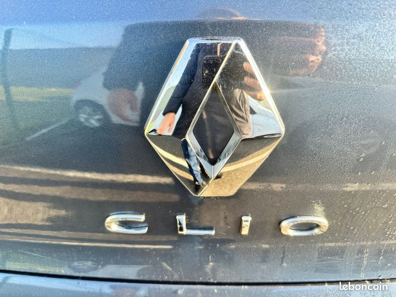 Renault CLIO V 1.5 BLUE DCI 85CH BUSINESS (image 22)