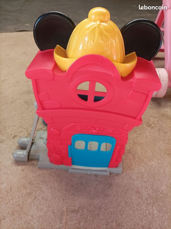 Maison de Mickey (image 2)