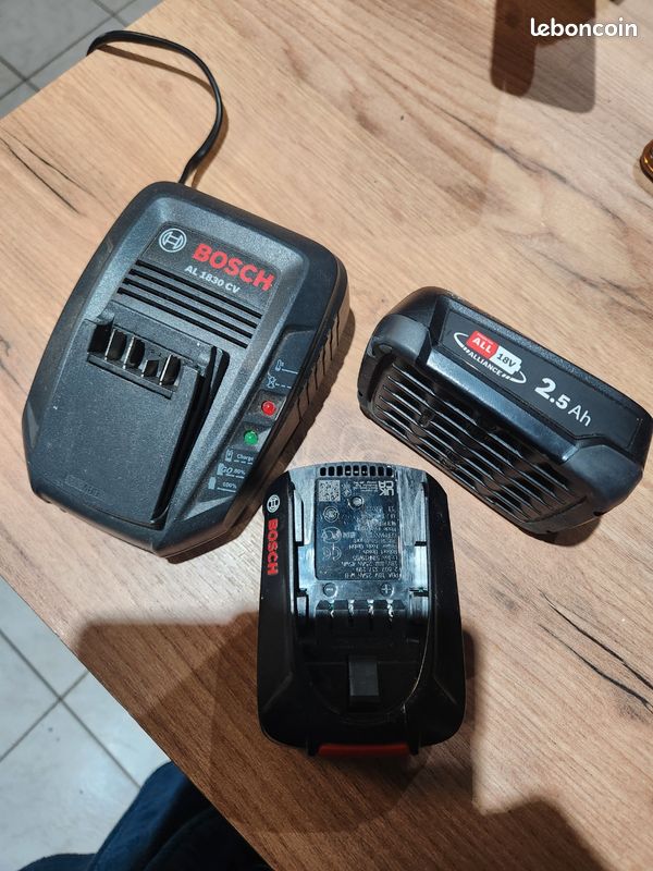 Chargeur plus 2 batteries (image 1)