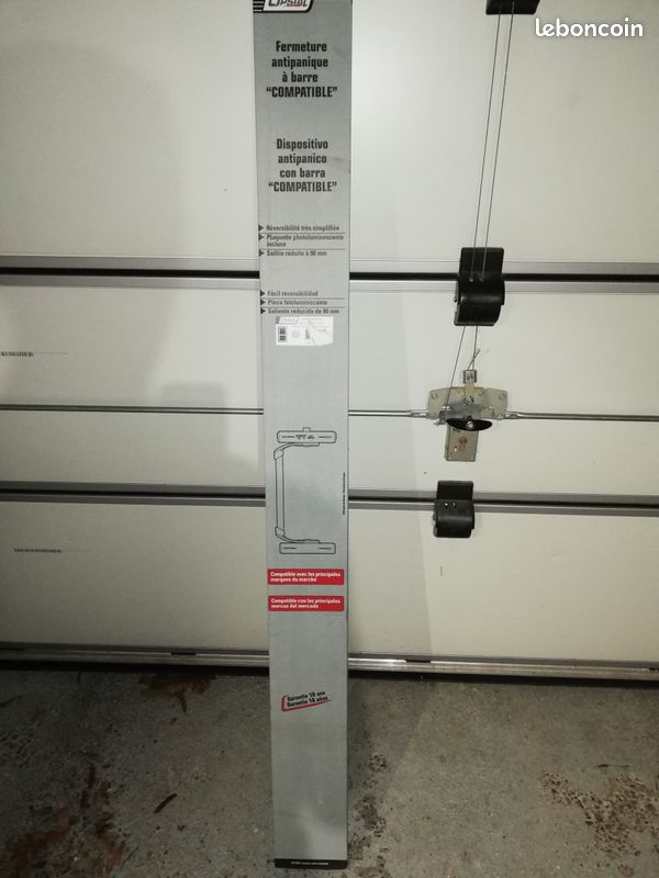 Barre antipanique compatible (image 1)
