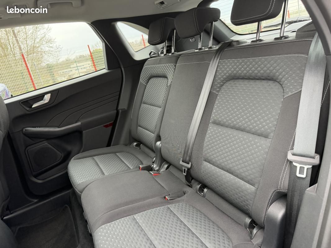 Ford Kuga 1.5 EcoBoost 150 BVM6 Titanium (image 6)