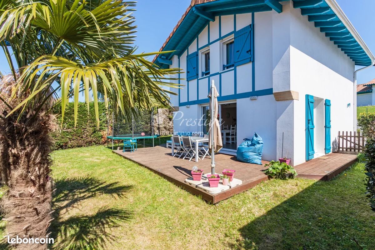 Maison 4 pièces 90 m² · à Bassussarry · 90 m² · 488 250 €