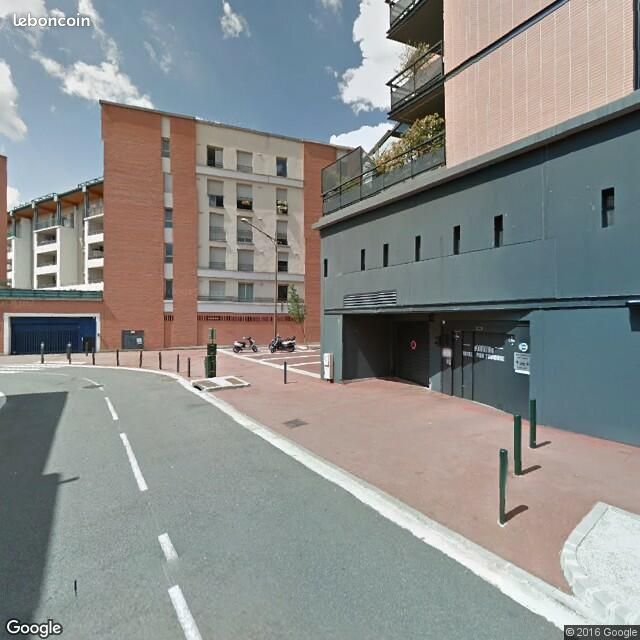 Parking 15 m² · à Toulouse · 15 m² · 89 €