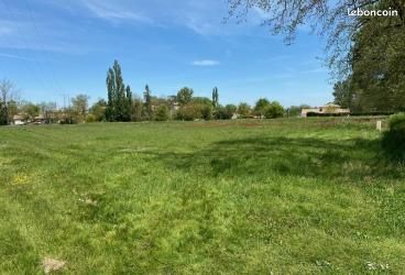 Terrain 620 m² Bretx · 97 000 €