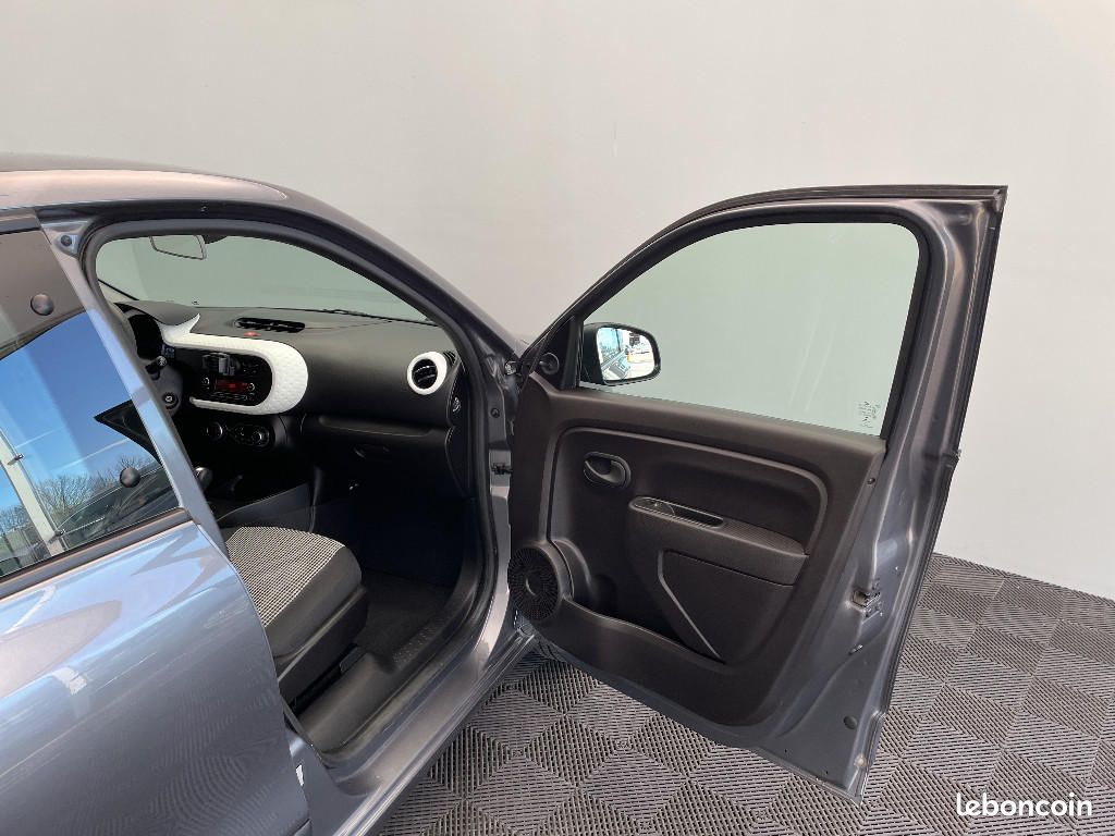Renault Twingo E-TECH ELECTRIQUE III Achat Intégral - 21 Life (image 19)
