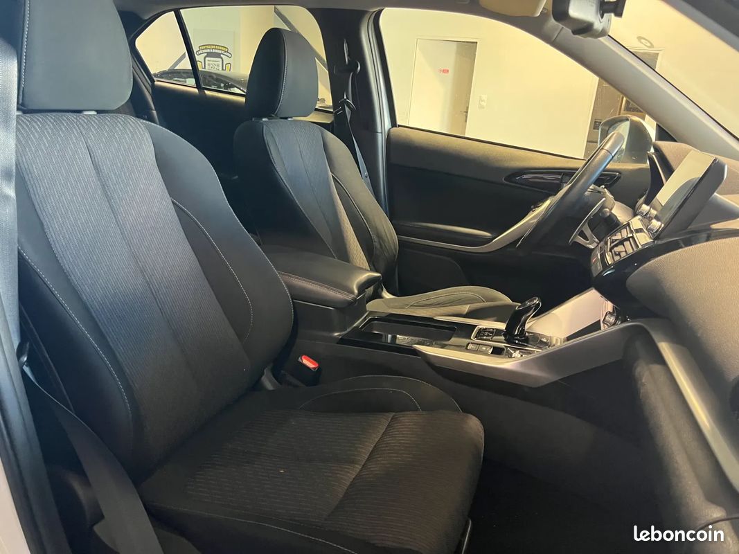 MITSUBISHI ECLIPSE CROSS PHEV 188 INSTYLE 4WD – 2021 – AUTO – 102 000 km – CARPLAY – SIEGES CHAUFFANTS – SUIVI COMPLET (image 16)