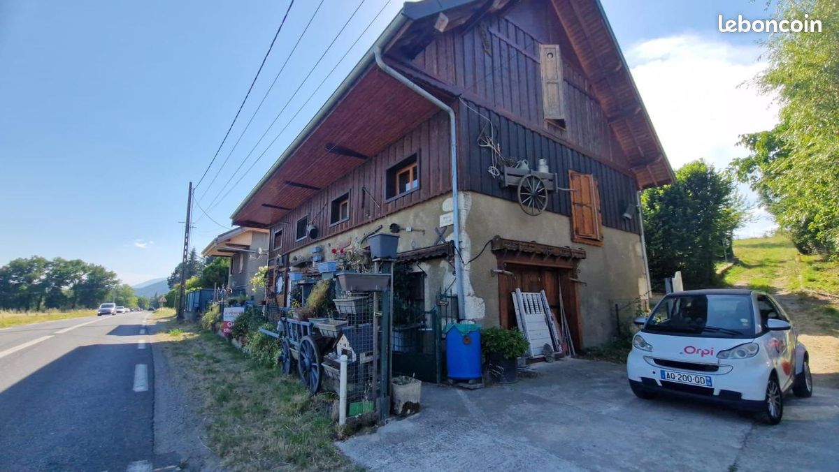 Maison 5 pièces 144 m² · à Entrelacs · 144 m² · 360 000 €