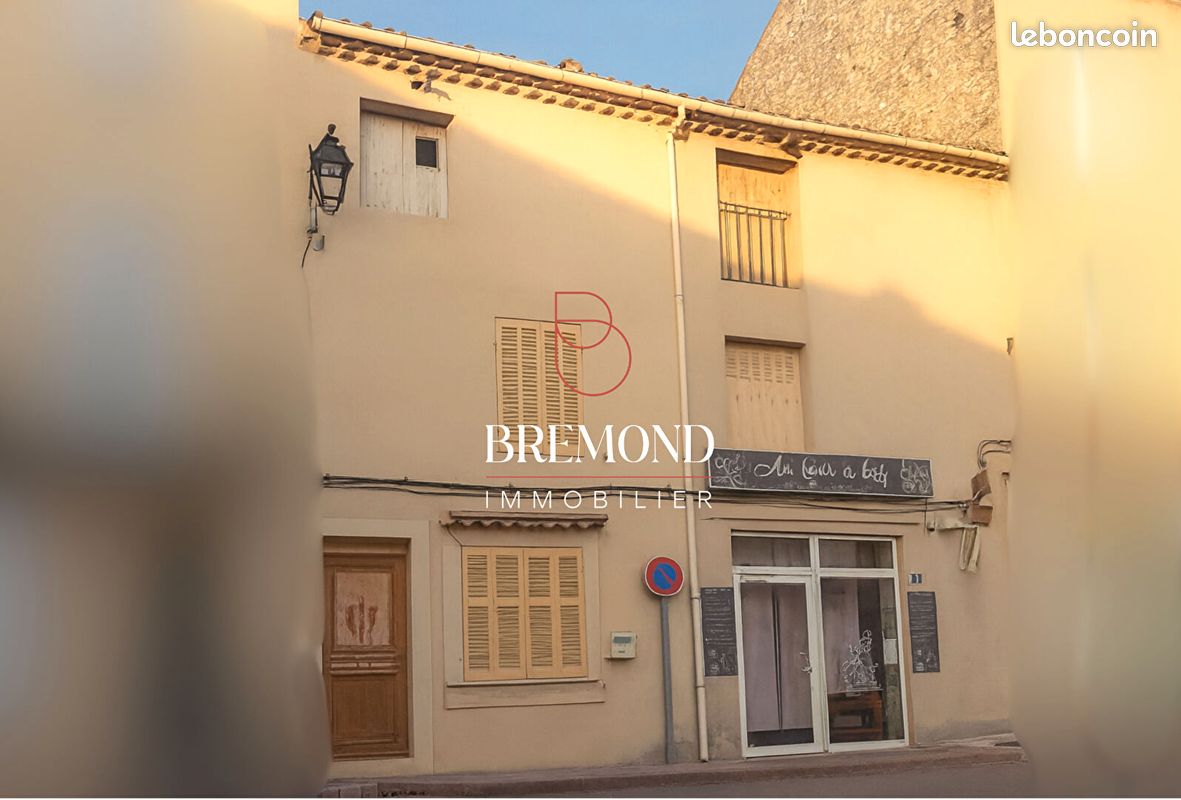 Immeuble 8 pièces 190 m² · à Camps-la-Source · 190 m² · 140 000 €