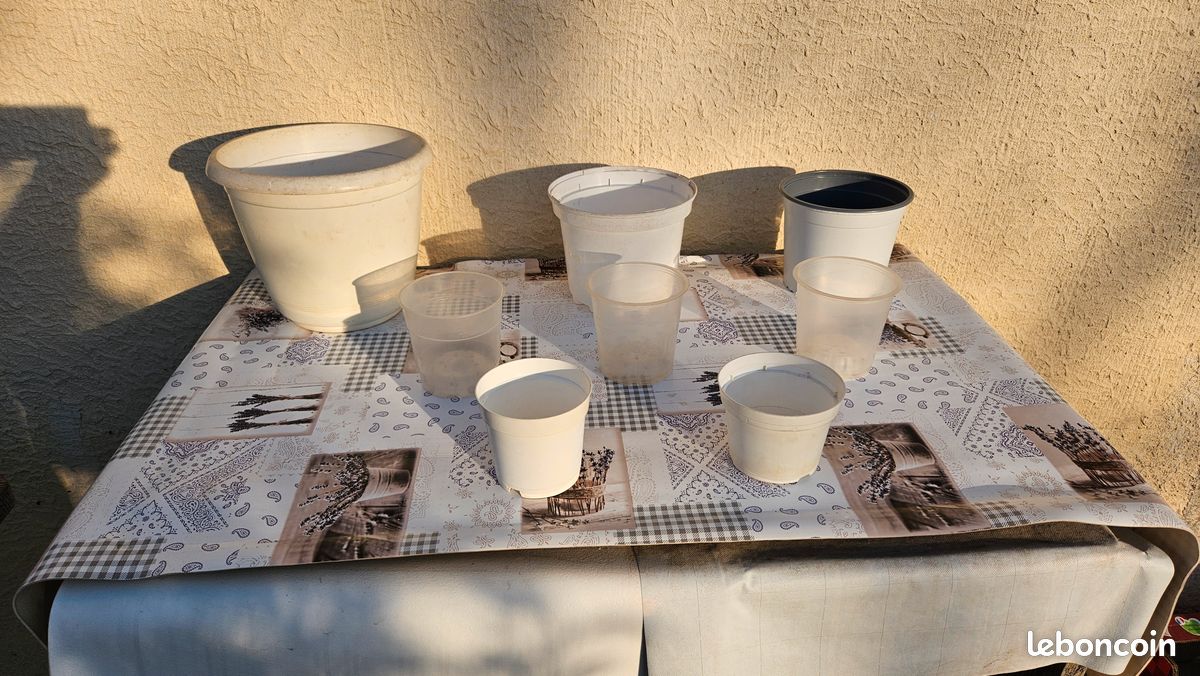8 pots et bacs blancs et transparents, Neufs …lot29 (image 6)