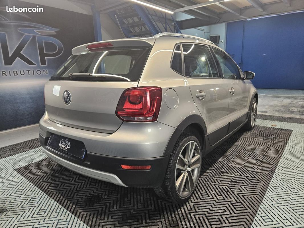 VOLKSWAGEN POLO 1.2 70 Cross BVM (image 5)