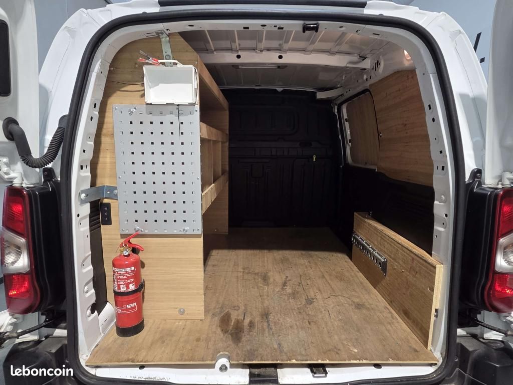 CITROEN BERLINGO 1.5 BlueHDi S&S - 100 III FOURGON Fourgon M Driver 650 kg PHASE 1 (image 13)