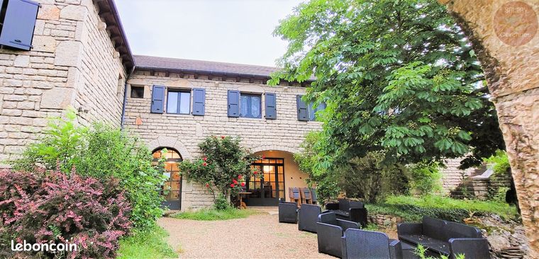 Maison 14 pièces 435 m²