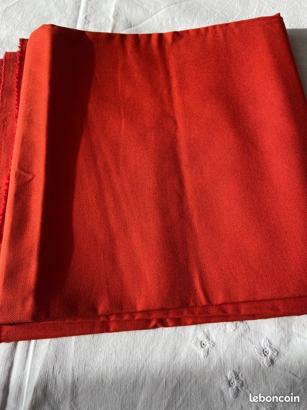 Coupon De Tissu D'Ameublement Blanc Des Vosges - Motif Mouche Provençale, 126x96 Cm, Neuf
