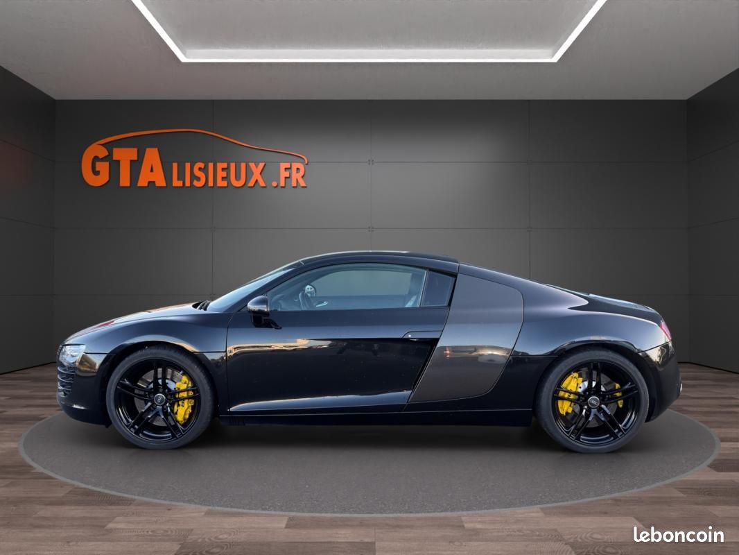 Audi R8 V8 4.2 FSI 420 Quattro R-Tronic (image 2)