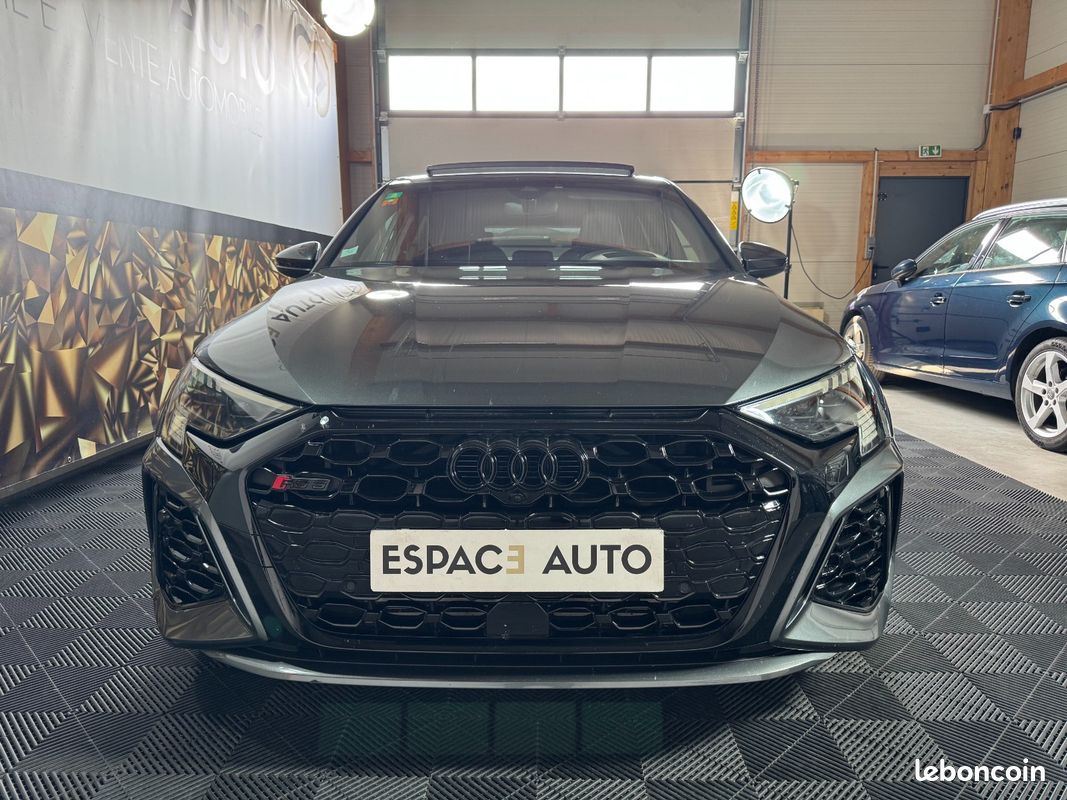 AUDI RS3 SPORTBACK 2.5 TFSI 400 S tronic 7 Quattro (image 8)