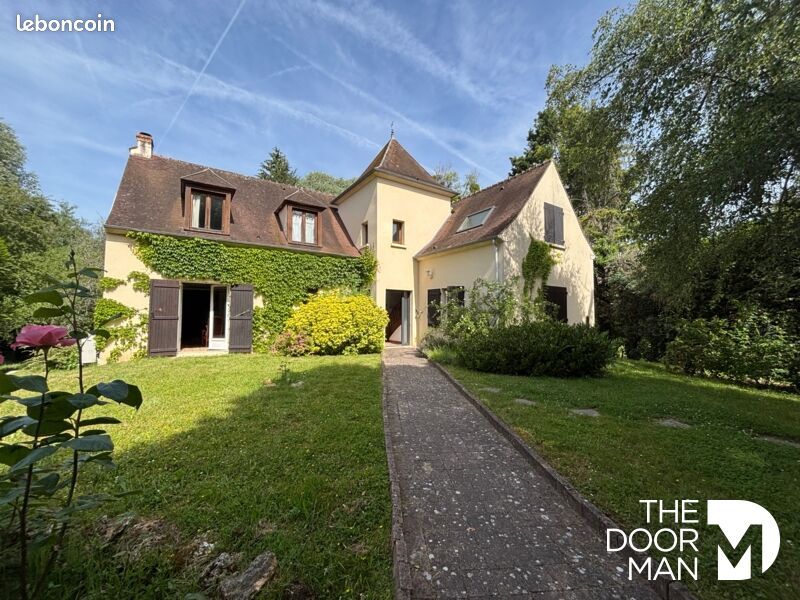 Maison 8 pièces 216 m² · à Rambouillet · 216 m² · 599 000 €