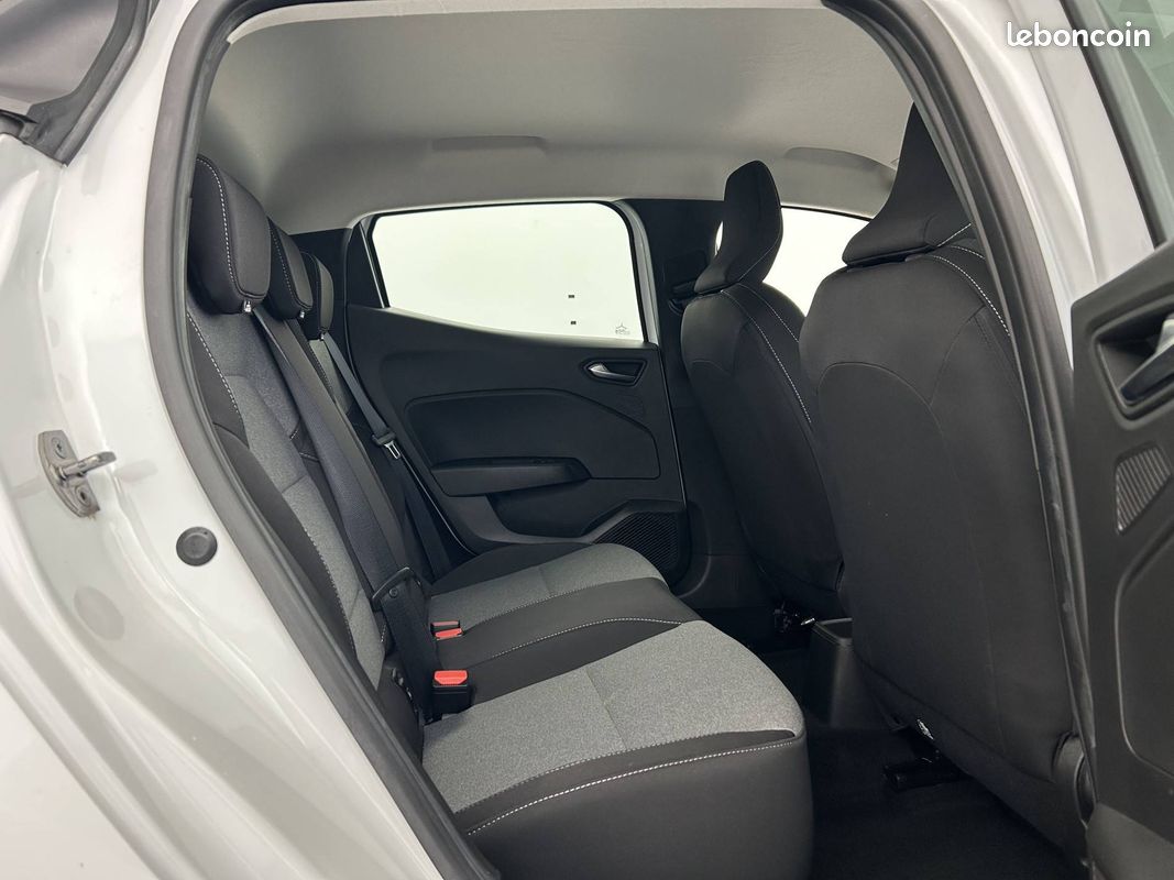 RENAULT Clio TCe 90 Evolution (image 16)