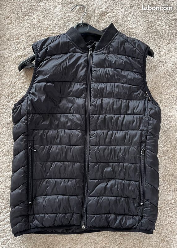 Doudoune noire Célio light sans manche Vêtements