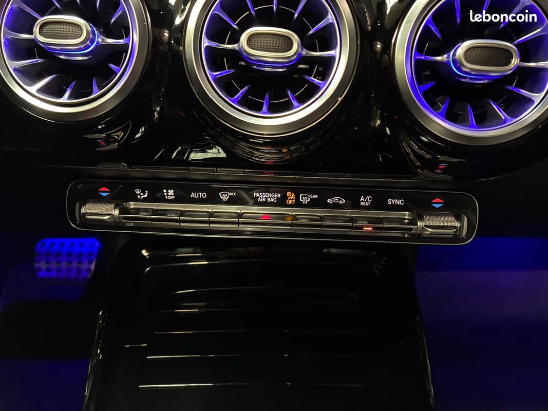 Mercedes classe a 35 amg 7g-dct / pack aéro / baquet / burmester / 2 pneus neufs (image 22)