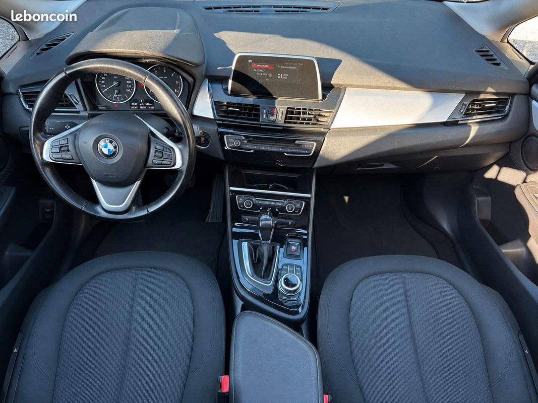 BMW SERIE 2 ACTIVE-TOURER 2.0 218 D 150 Ch LOUNGE - Toit ouvrant - Attelage - Sièges Chauffants - Hayon Elec (image 3)