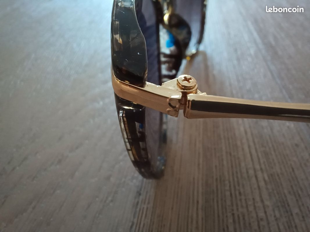 Lunettes femme avec etui souple (image 5)