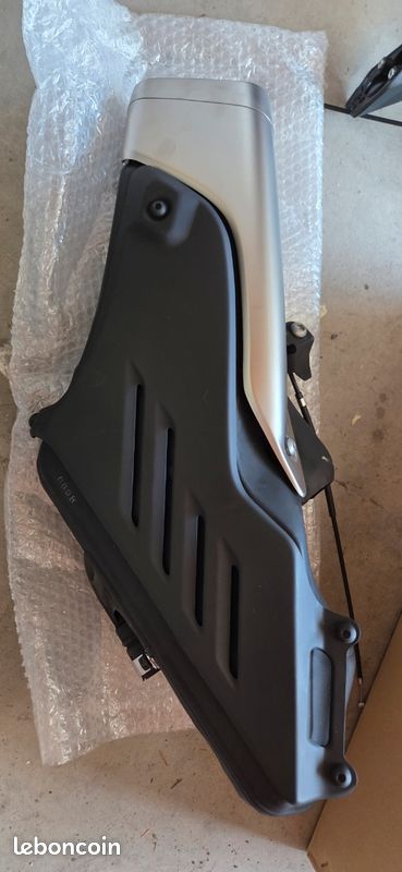 Pot d'échappement CBR 1000 (image 1)
