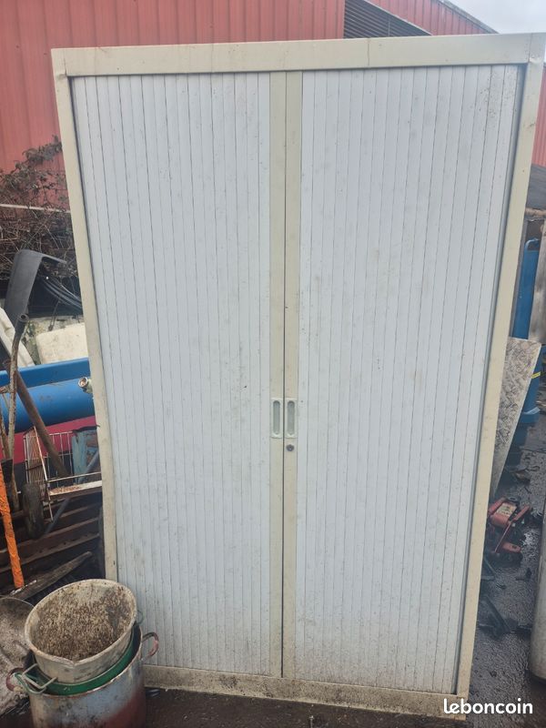 Armoire en fer (image 1)