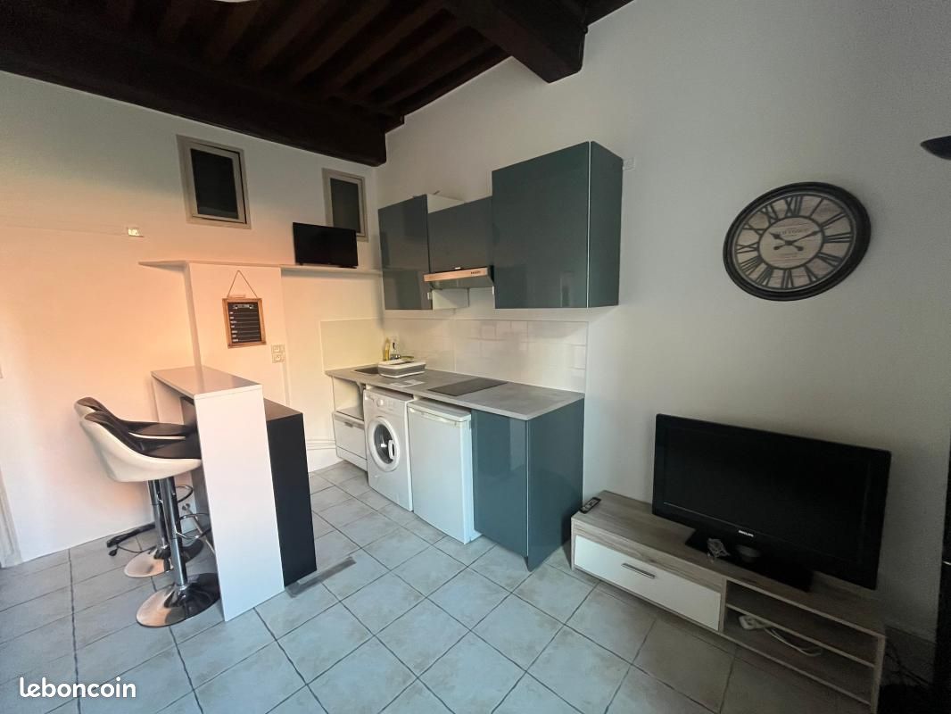 Appartement 1 pièce 20 m² · à Mâcon · 20 m² · 390 €