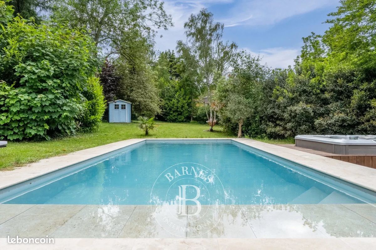 Maison 10 pièces 250 m² (image 3)