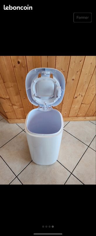 Poubelle à couche (image 3)